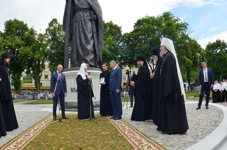 Патриарх Кирилл посетил Калининградскую область Патриарх Кирилл посетил Калининградскую область