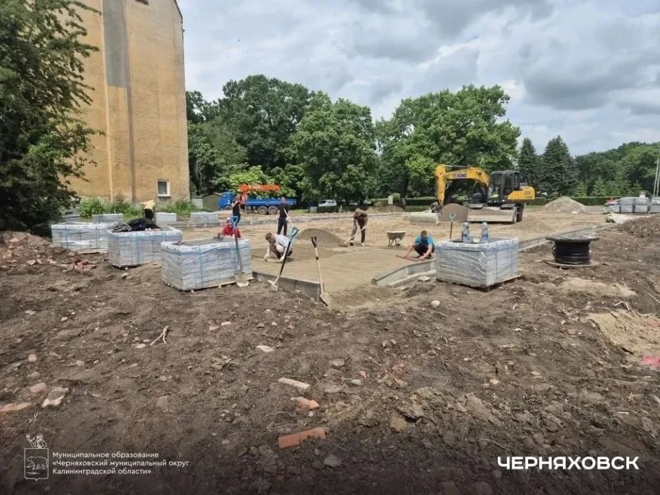 В Черняховске началось благоустройство нового парковочного пространства на улице Спортивной В Черняховске началось благоустройство нового парковочного пространства на улице Спортивной