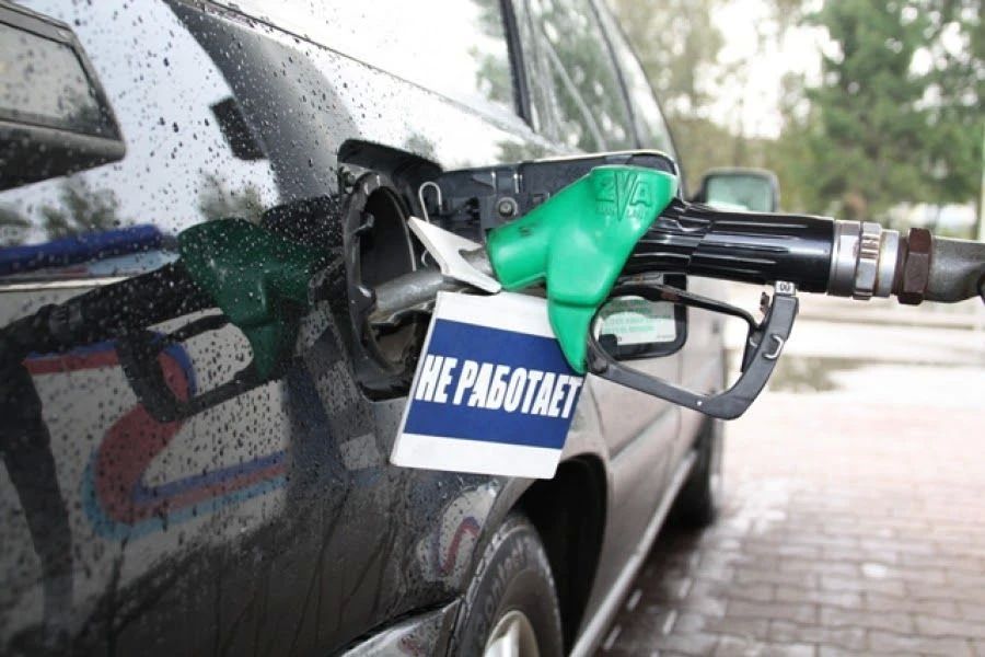 Власти: В Калининградской области достаточно топлива, дефицита нет
