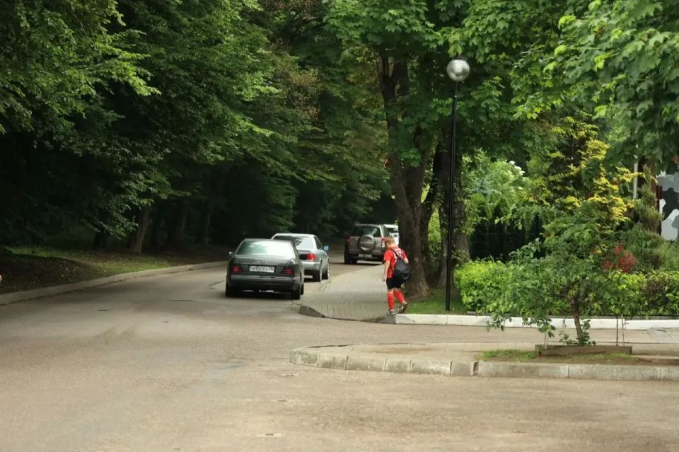 Елена Дятлова: Наша “тротуарная программа” этого года включает в себя не только ремонт, но и строительство абсолютно новых пешеходных связей Елена Дятлова: Наша “тротуарная программа” этого года включает в себя не только ремонт, но и строительство абсолютно новых пешеходных связей
