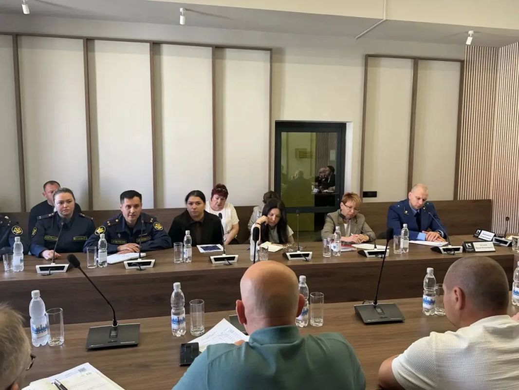 Прокурор города Черняховска принял участие в рабочей встрече с главой муниципального образования и заместителем начальника УФСИН России по Калининградской области Прокурор города Черняховска принял участие в рабочей встрече с главой муниципального образования и заместителем начальника УФСИН России по Калининградской области