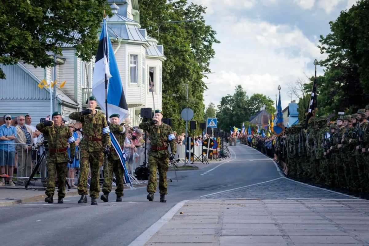 В Рампла прошел парад в честь Дня победы в Освободительной войне