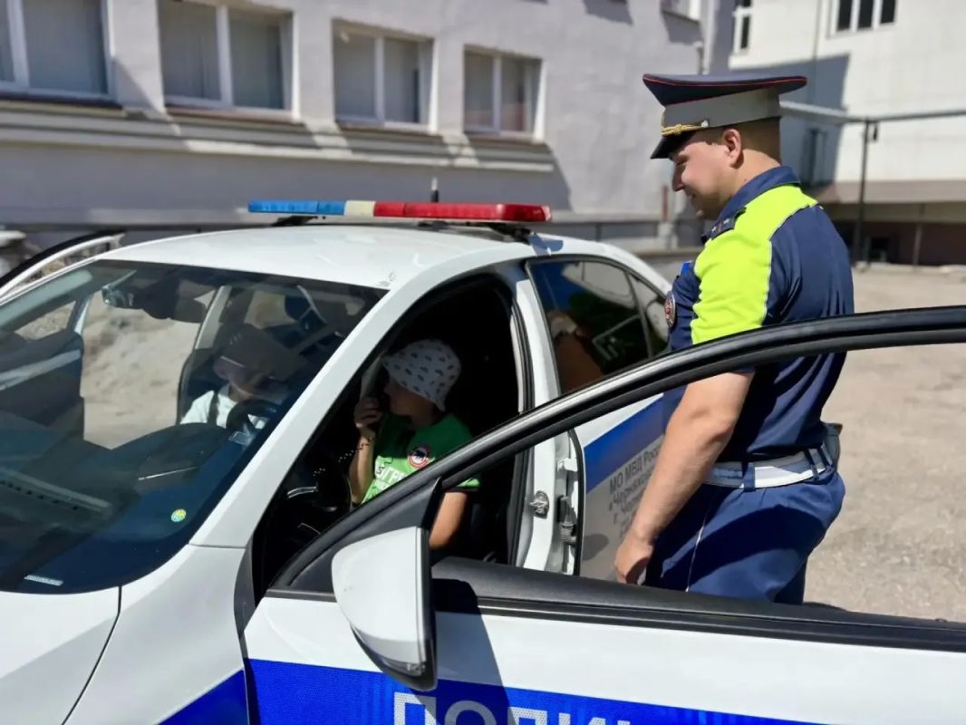 Госавтоинспекция Калининградской области: детское автокресло — это не игрушка, а спасательный круг!