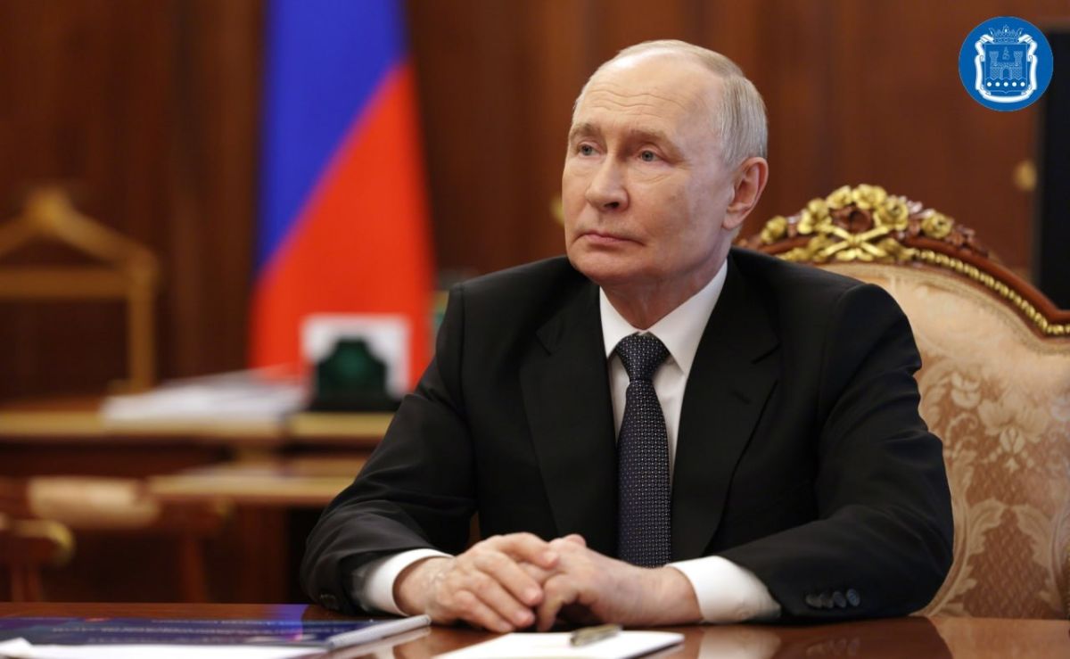 В преддверии 80-летия Калининградской области президент Владимир Путин встретился с губернатором Алексеем Беспрозванных В преддверии 80-летия Калининградской области президент Владимир Путин встретился с губернатором Алексеем Беспрозванных