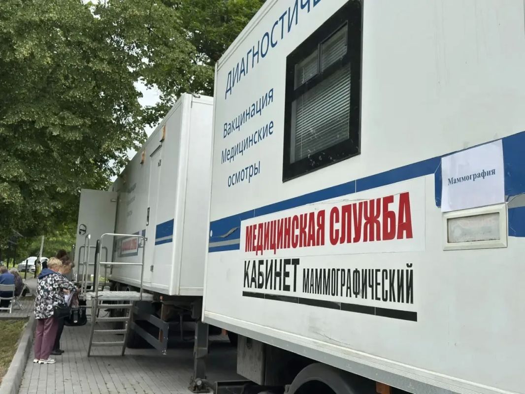 Мобильная медицина в действии: министр оценил работу «Поезда здоровья» в посёлке Славянское Мобильная медицина в действии: министр оценил работу «Поезда здоровья» в посёлке Славянское