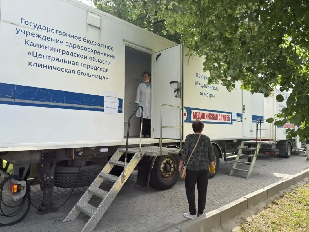 Мобильная медицина в действии: министр оценил работу «Поезда здоровья» в посёлке Славянское Мобильная медицина в действии: министр оценил работу «Поезда здоровья» в посёлке Славянское