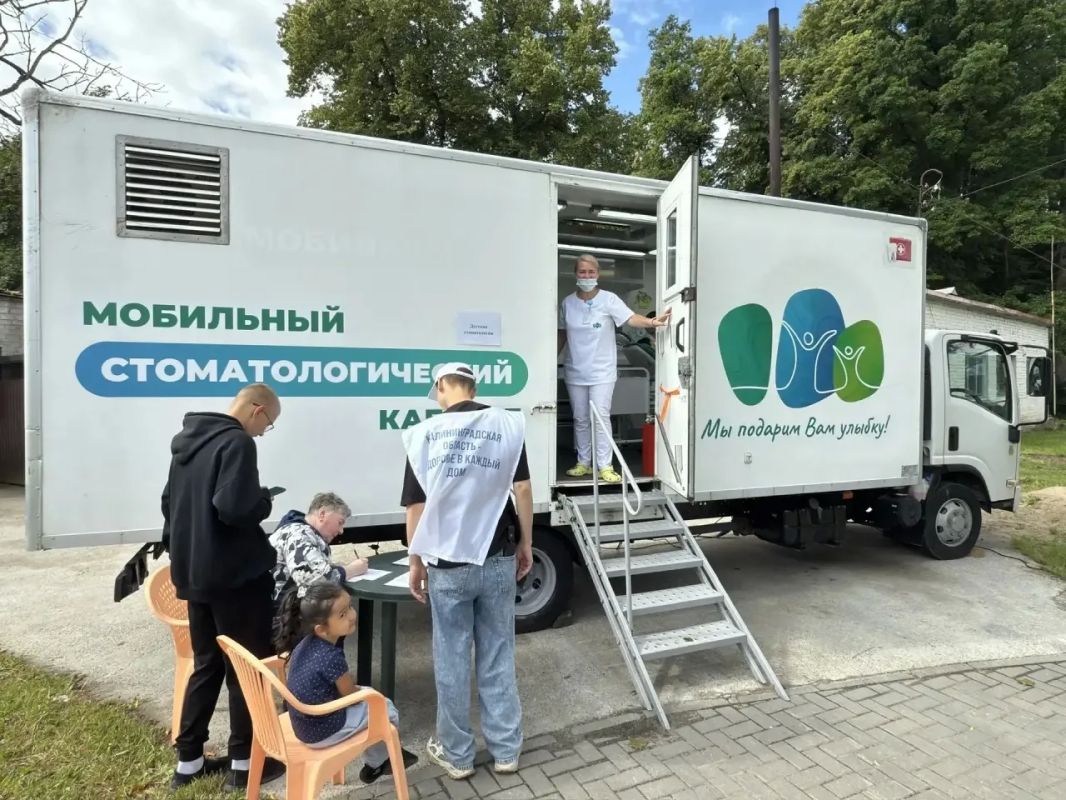 Мобильная медицина в действии: министр оценил работу «Поезда здоровья» в посёлке Славянское Мобильная медицина в действии: министр оценил работу «Поезда здоровья» в посёлке Славянское