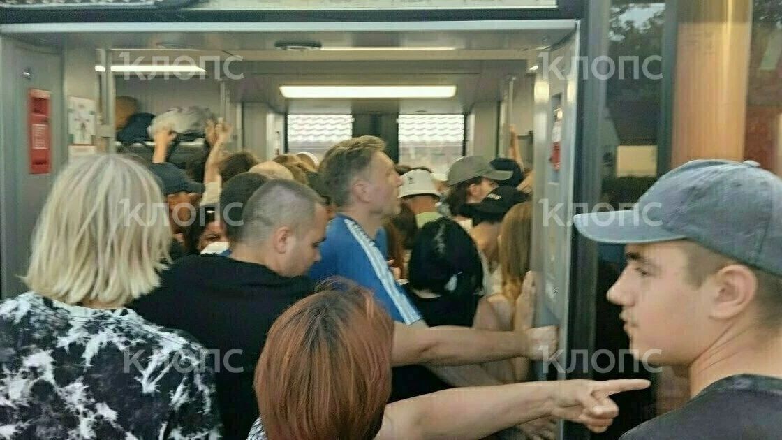 Состояние — шпроты в масле и собственном соку: отдохнувшие калининградцы штурмуют вечерние электрички