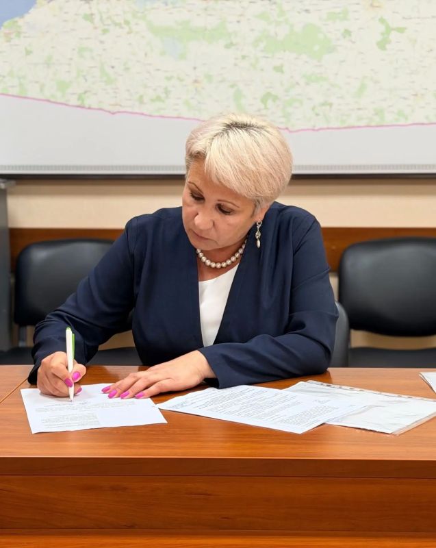 Сегодня в окружную избирательную комиссию Центрального одномандатного избирательного округа № 100 документы для регистрации представила кандидат, выдвинутый политической партией «Политическая партия «РОССИЙСКАЯ ПАРТИЯ...