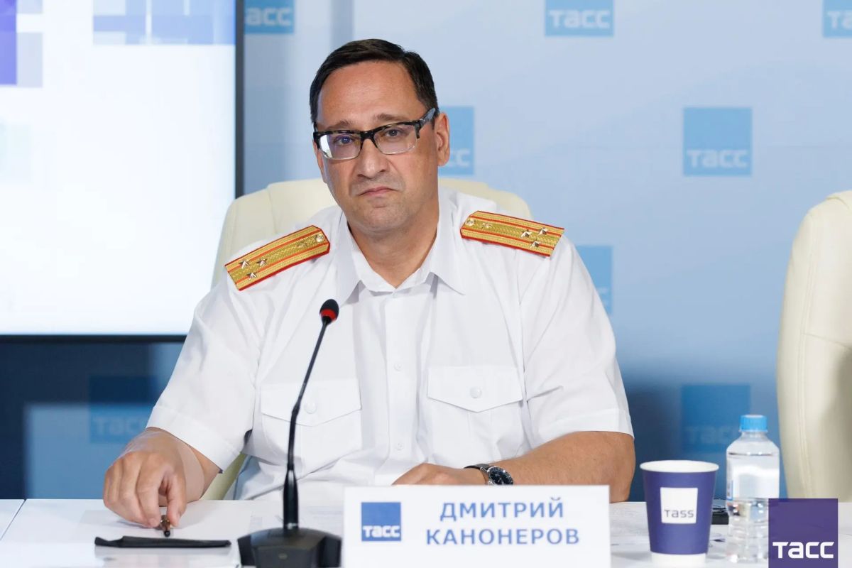 В РИЦ «Тасс Калининград» завершилась пресс-конференция руководителя СУ СК России по Калининградской области Дмитрия Георгиевича Канонерова, приуроченная ко Дню сотрудника органов следствия Российской Федерации – 25 июля, а... В РИЦ «Тасс Калининград» завершилась пресс-конференция руководителя СУ СК России по Калининградской области Дмитрия Георгиевича Канонерова, приуроченная ко Дню сотрудника органов следствия Российской Федерации – 25 июля, а...