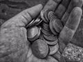 Уровень бедности в России снизился до 6,7%