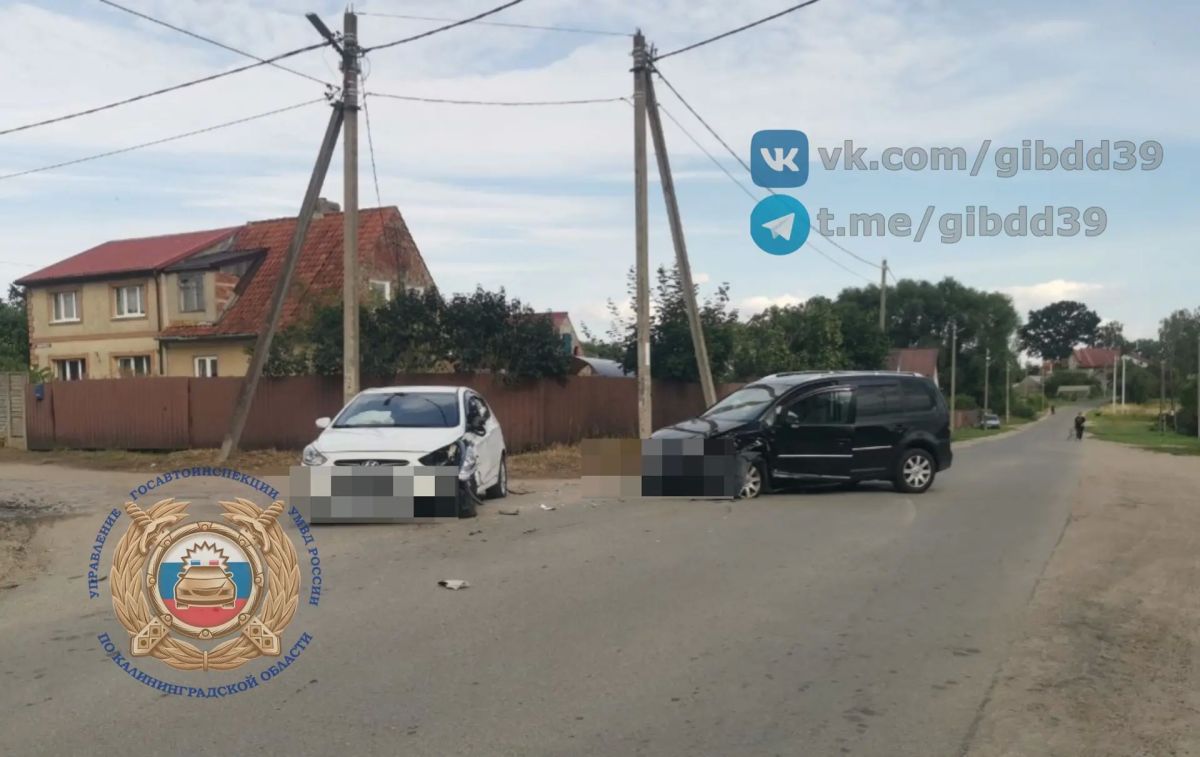 25 июля 2026 года около 16:10 в г. Черняховске на ул. Дзержинского в районе дома 35 произошло дорожно-транспортное происшествие