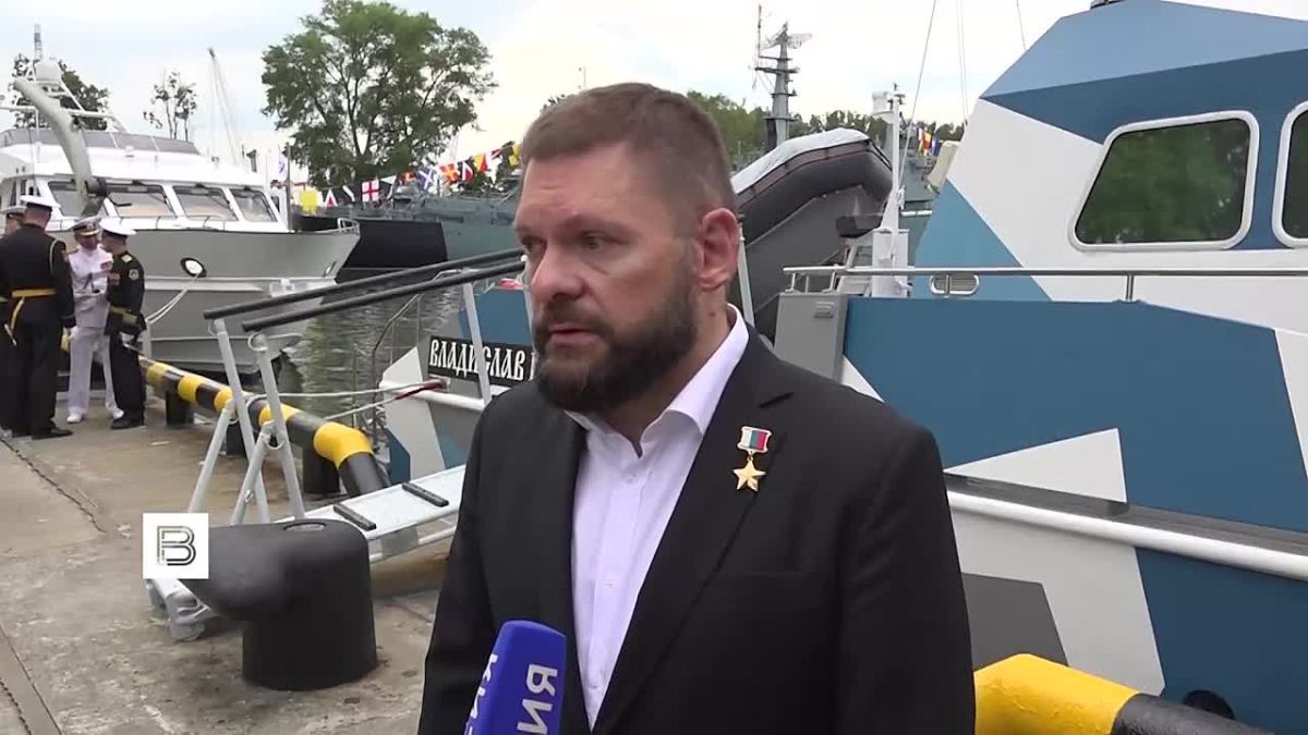 Патрульный катер Балтийского флота П-389 переименовали в честь погибшего на СВО Героя России – теперь корабль носит имя командира разведроты морской пехоты гвардии капитана Владислава Бочарова