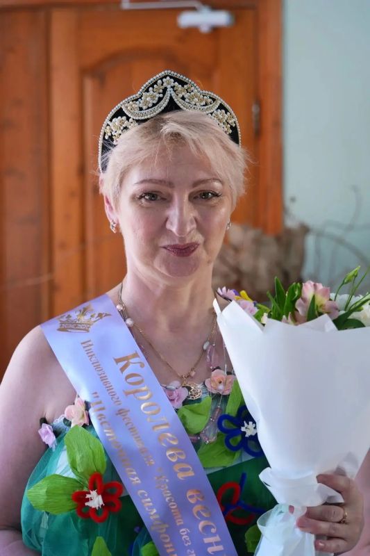 А на десерт — конкурс авторских платьев! А на десерт — конкурс авторских платьев!