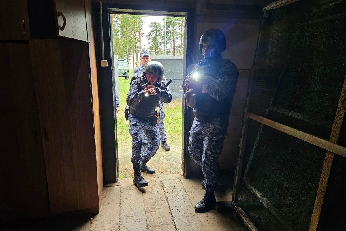 Калининградские росгвардейцы приняли участие в окружном этапе ежегодного Всероссийского конкурса профессионального мастерства среди сотрудников вневедомственной охраны Росгвардии Калининградские росгвардейцы приняли участие в окружном этапе ежегодного Всероссийского конкурса профессионального мастерства среди сотрудников вневедомственной охраны Росгвардии