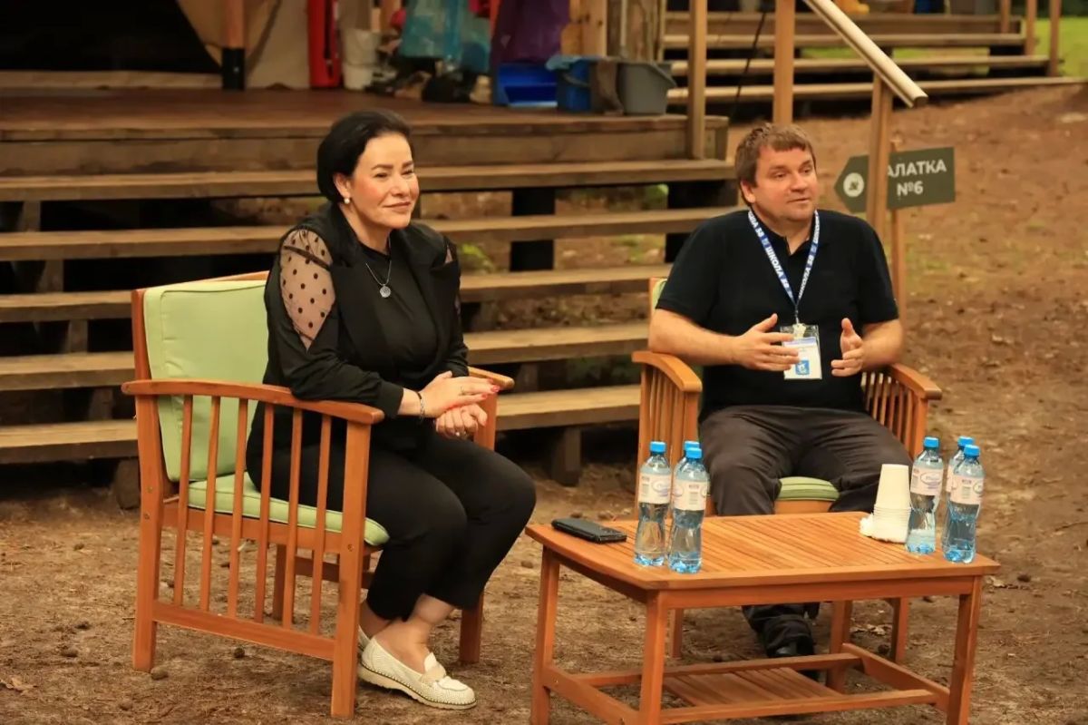 Елена Дятлова: Проверила работу палаточного лагеря «Дача» школы № 58 под Ладушкиным Елена Дятлова: Проверила работу палаточного лагеря «Дача» школы № 58 под Ладушкиным