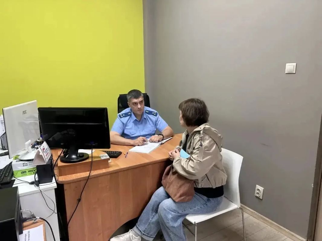 Прокуроры продолжают системную работу по защите прав участников специальной военной операции и членов их семей Прокуроры продолжают системную работу по защите прав участников специальной военной операции и членов их семей