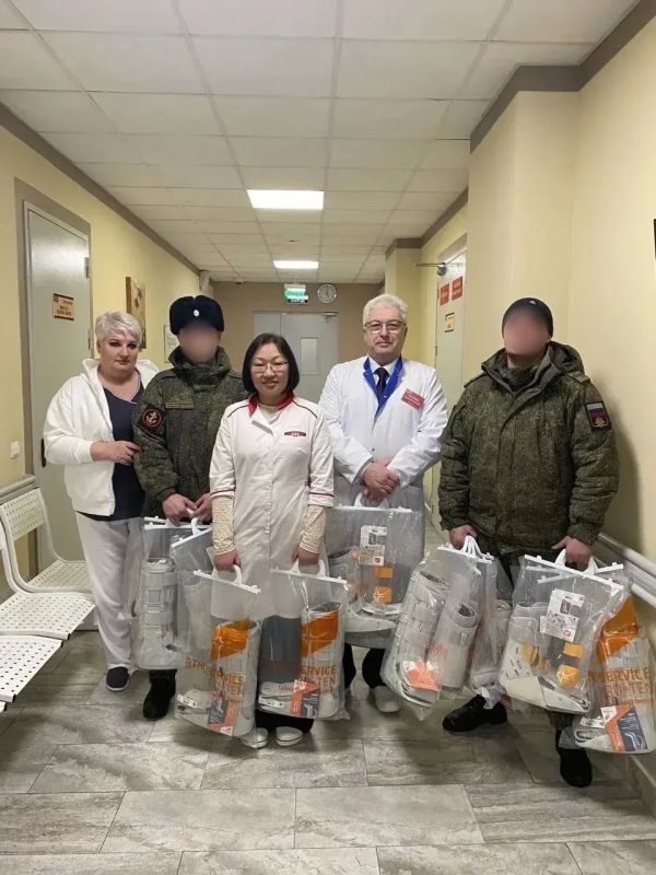 Медаль за служение людям и региону Медаль за служение людям и региону