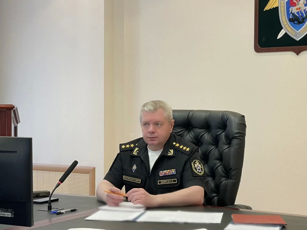 Сегодня свой день рождения отмечает руководитель военного следственного управления СК Росси по Балтийскому флоту полковник юстиции Хацаюк Леонид Валерьевич Сегодня свой день рождения отмечает руководитель военного следственного управления СК Росси по Балтийскому флоту полковник юстиции Хацаюк Леонид Валерьевич