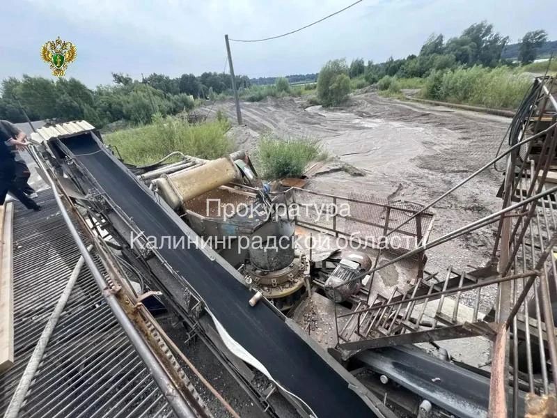 На карьере под Гвардейском на добыче песка погиб человек На карьере под Гвардейском на добыче песка погиб человек