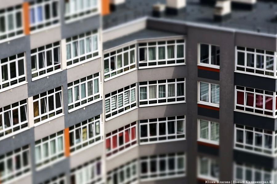 Власти выдали 20 работникам соцсферы жилищные сертификаты по 2,5 млн руб