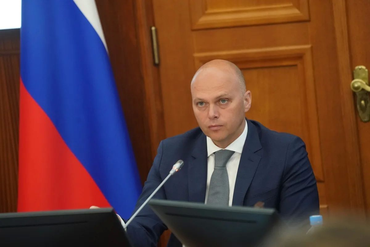 Губернатор – о состоянии дорог в Калининграде: «Бегу, а там яма на яме»