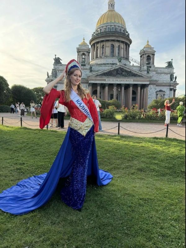 Калининградки вернулись с титулами с конкурса «Мисс и Миссис Великая Русь» Калининградки вернулись с титулами с конкурса «Мисс и Миссис Великая Русь»