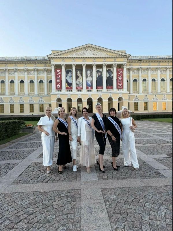 Калининградки вернулись с титулами с конкурса «Мисс и Миссис Великая Русь» Калининградки вернулись с титулами с конкурса «Мисс и Миссис Великая Русь»
