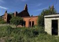 Прокуратура требует от собственника заброшки под Зеленоградском закрыть доступ к зданию