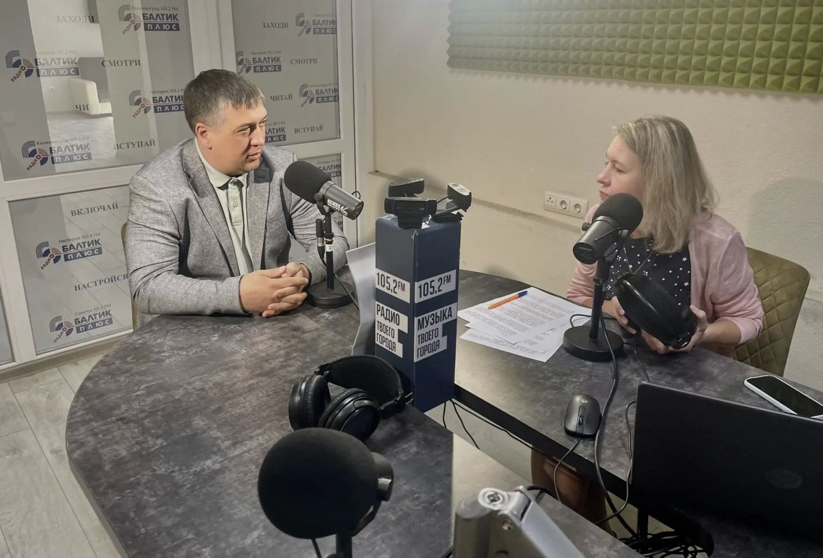 «Цифра» в работе твердых коммунальных отходов, новая спетехника, раздельный сбор отходов и вывоз КГО: директор «ЕСОО» Виталий Руткаускас дал интервью радио «Балтик Плюс»