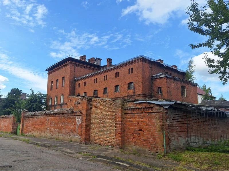 Тюрьму в Нестерове планируют превратить в отель