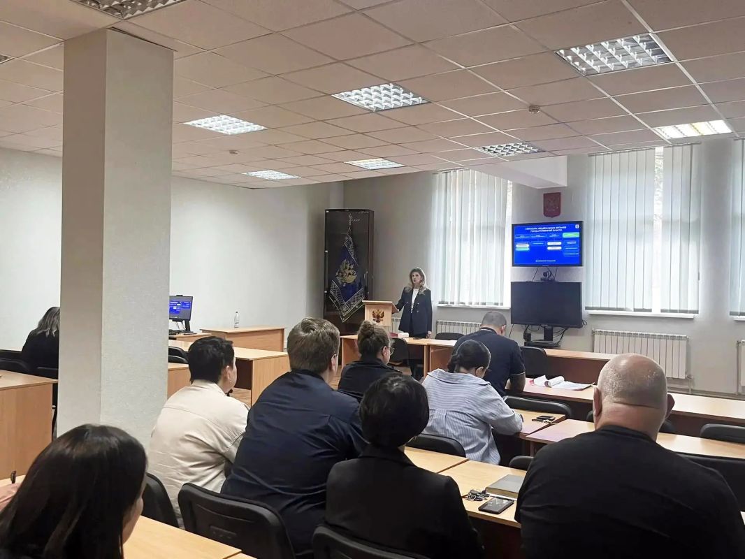 Председатель облизбиркома провела первую лекцию проекта по повышению правовой грамотности Избирательная комиссия Калининградской области совместно с Российским обществом «Знание» открыла цикл просветительских встреч... Председатель облизбиркома провела первую лекцию проекта по повышению правовой грамотности Избирательная комиссия Калининградской области совместно с Российским обществом «Знание» открыла цикл просветительских встреч...