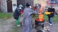 Магия огня.. Арт-резиденция «ИнстерФорма. СоЕдинение» проводится в рамках проекта «Замок — музей, и музей в замке “2”», реализуемого НКО «Фонд “Дом-Замок”» при поддержке Фонда президентских грантов
