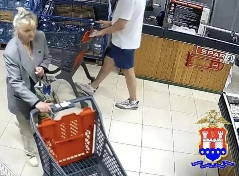 Повадившуюся закупаться нахаляву в «Спаре» женщину теперь ищет полиция Повадившуюся закупаться нахаляву в «Спаре» женщину теперь ищет полиция