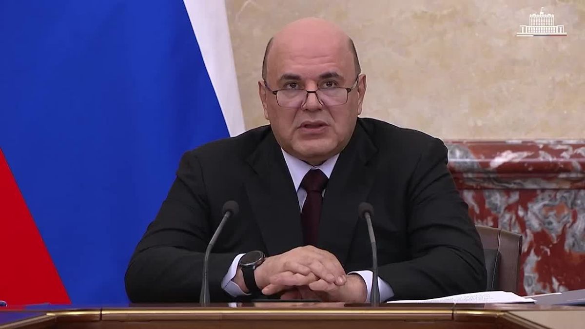 Алексей Беспрозванных: Продолжаем обновлять парк машин скорой помощи