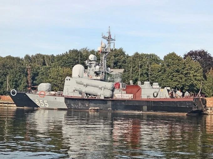 Два майора: Каналы противника отмечают тенденцию изменения внешнего вида боевых кораблей ВМФ РФ в Калининградской области Два майора: Каналы противника отмечают тенденцию изменения внешнего вида боевых кораблей ВМФ РФ в Калининградской области