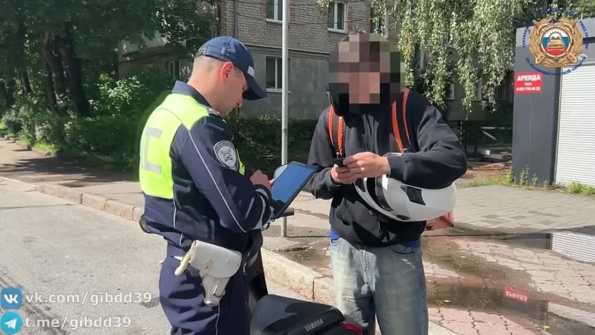 В Калининграде в рамках оперативно-профилактического мероприятия «Мототранспорт» сотрудники Госавтоинспекции контролируют соблюдение Правил дорожного движения мотоциклистами