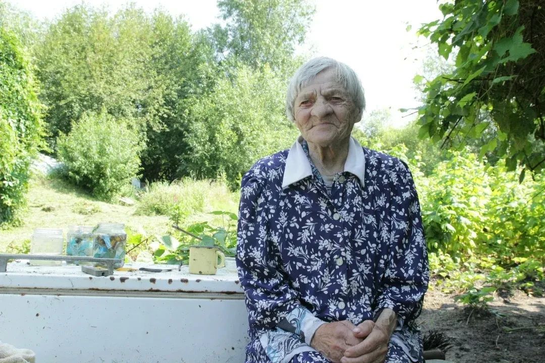 90-летний юбилей отмечает жительница посёлка Ясное Славского округа Она Винцо Жиманчене