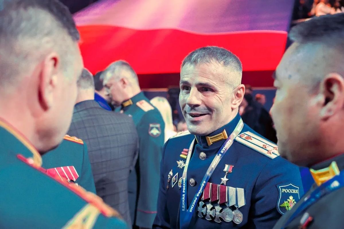 Алексей Беспрозванных: На съезде партии Президент высоко оценил проделанную работу – и в первую очередь Народную программу, с которой Единая Россия идёт на выборы Алексей Беспрозванных: На съезде партии Президент высоко оценил проделанную работу – и в первую очередь Народную программу, с которой Единая Россия идёт на выборы