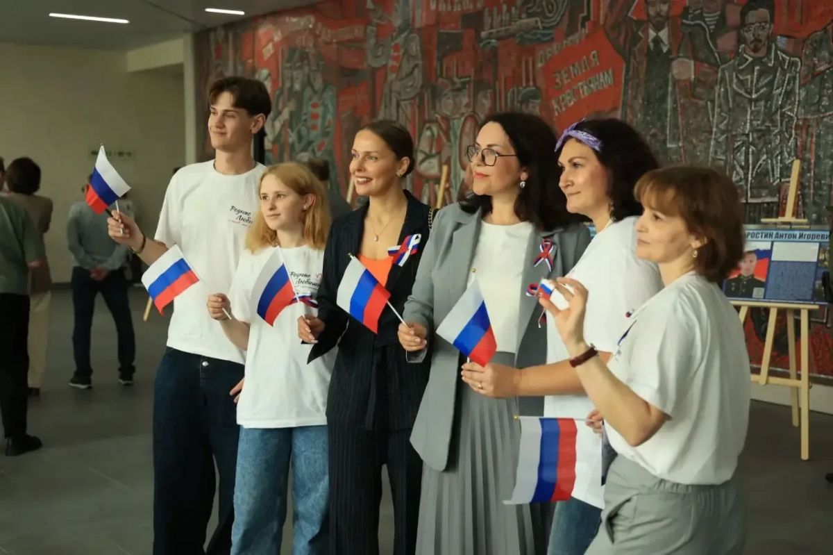 22 августа 2026 года в Калининграде отметили День Государственного Флага 22 августа 2026 года в Калининграде отметили День Государственного Флага