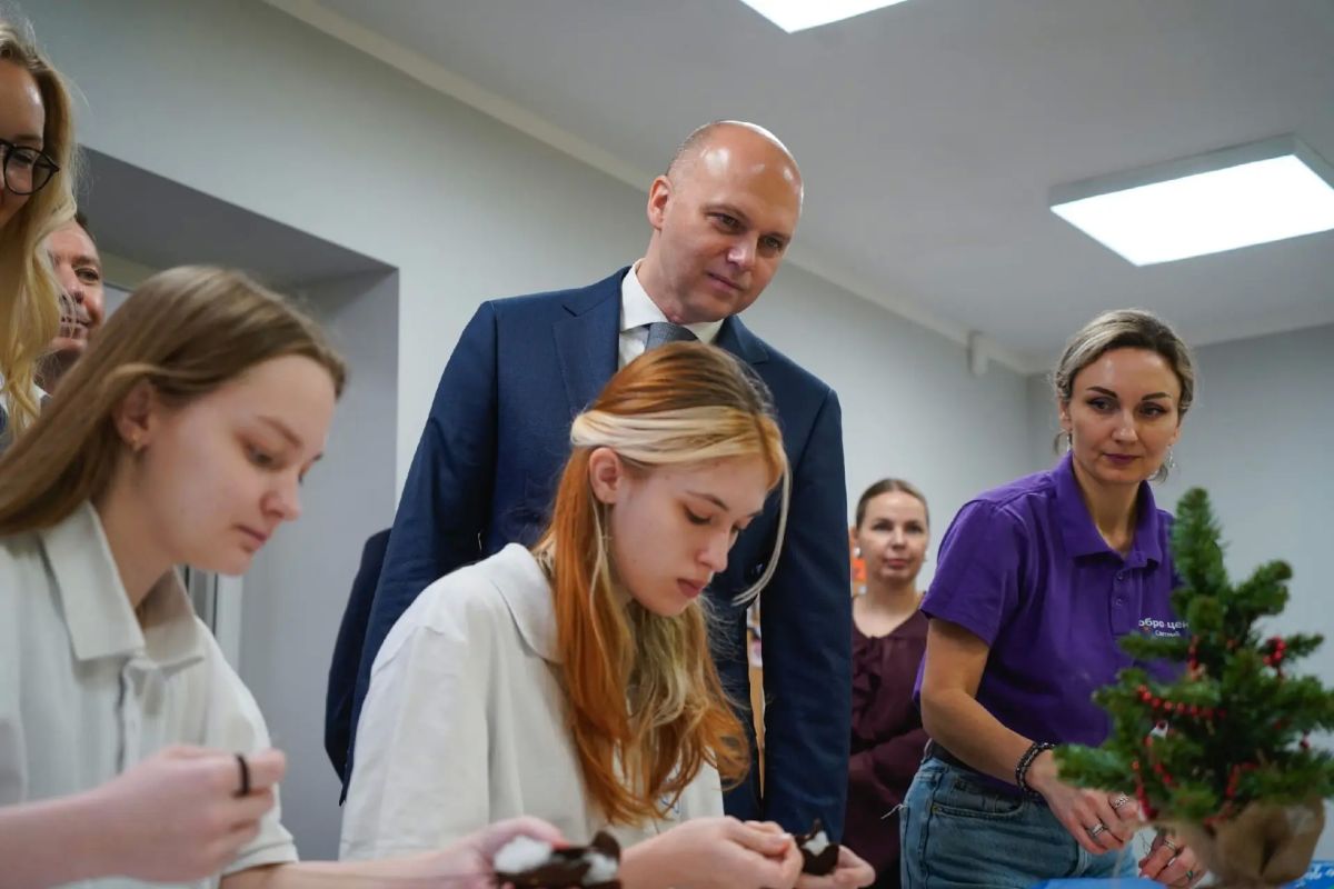 Сегодня день рождения отмечает глава нашего региона Алексей Сергеевич Беспрозванных! Сегодня день рождения отмечает глава нашего региона Алексей Сергеевич Беспрозванных!