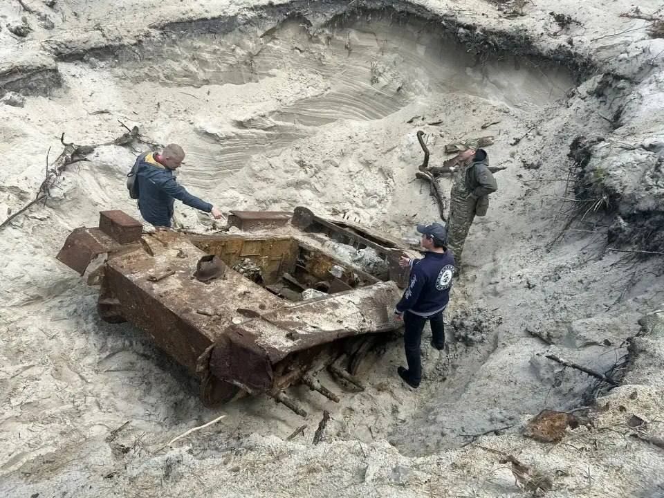 На Балтийской косе откопали редчайший немецкий легкий танк времен Второй Мировой войны - PzKpfw Luchs На Балтийской косе откопали редчайший немецкий легкий танк времен Второй Мировой войны - PzKpfw Luchs