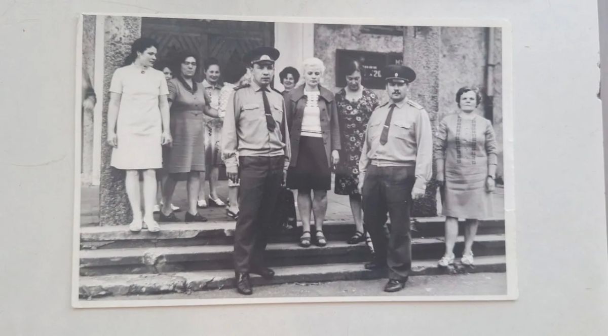 100 лет, 300 граммов хлеба и тетради до ночи: история калининградской учительницы 100 лет, 300 граммов хлеба и тетради до ночи: история калининградской учительницы