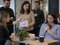 «Скидываемся или нет?»: почти треть россиян не хотят сдавать деньги на подарки коллегам