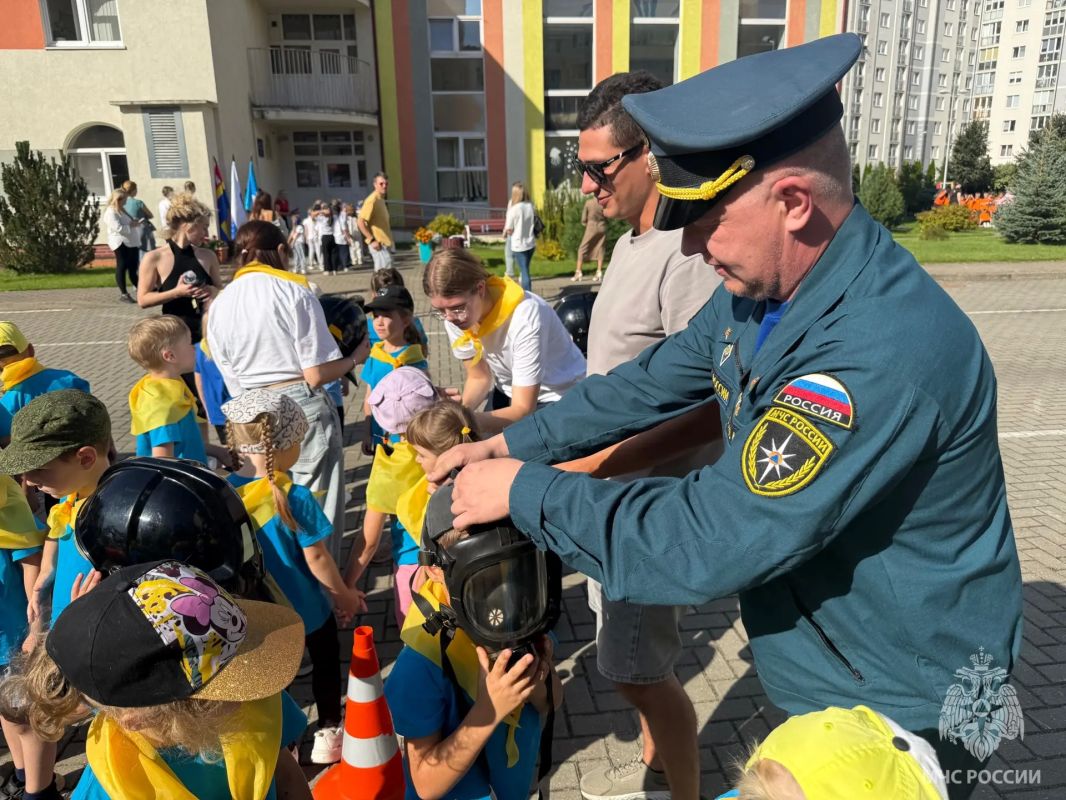 Безопасность начинается с детства Безопасность начинается с детства
