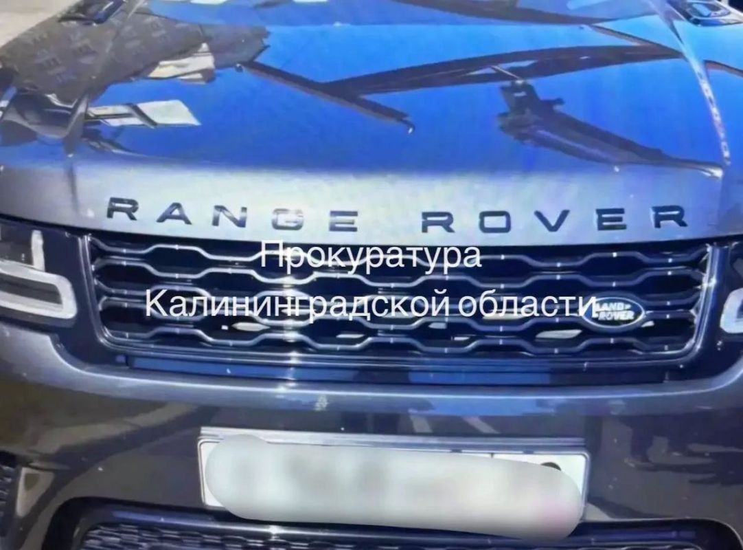 Владелец Range Rover Sport слетел с катушек в Калининграде Владелец Range Rover Sport слетел с катушек в Калининграде