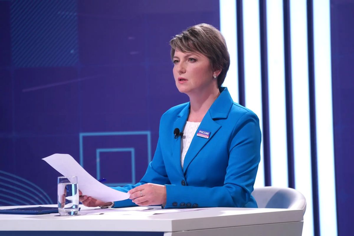 Алексей Беспрозванных: Спасибо всем за эту прямую линию! Жителям – за вопросы и активность, команде ГТРК – за профессиональную подготовку к эфиру Алексей Беспрозванных: Спасибо всем за эту прямую линию! Жителям – за вопросы и активность, команде ГТРК – за профессиональную подготовку к эфиру