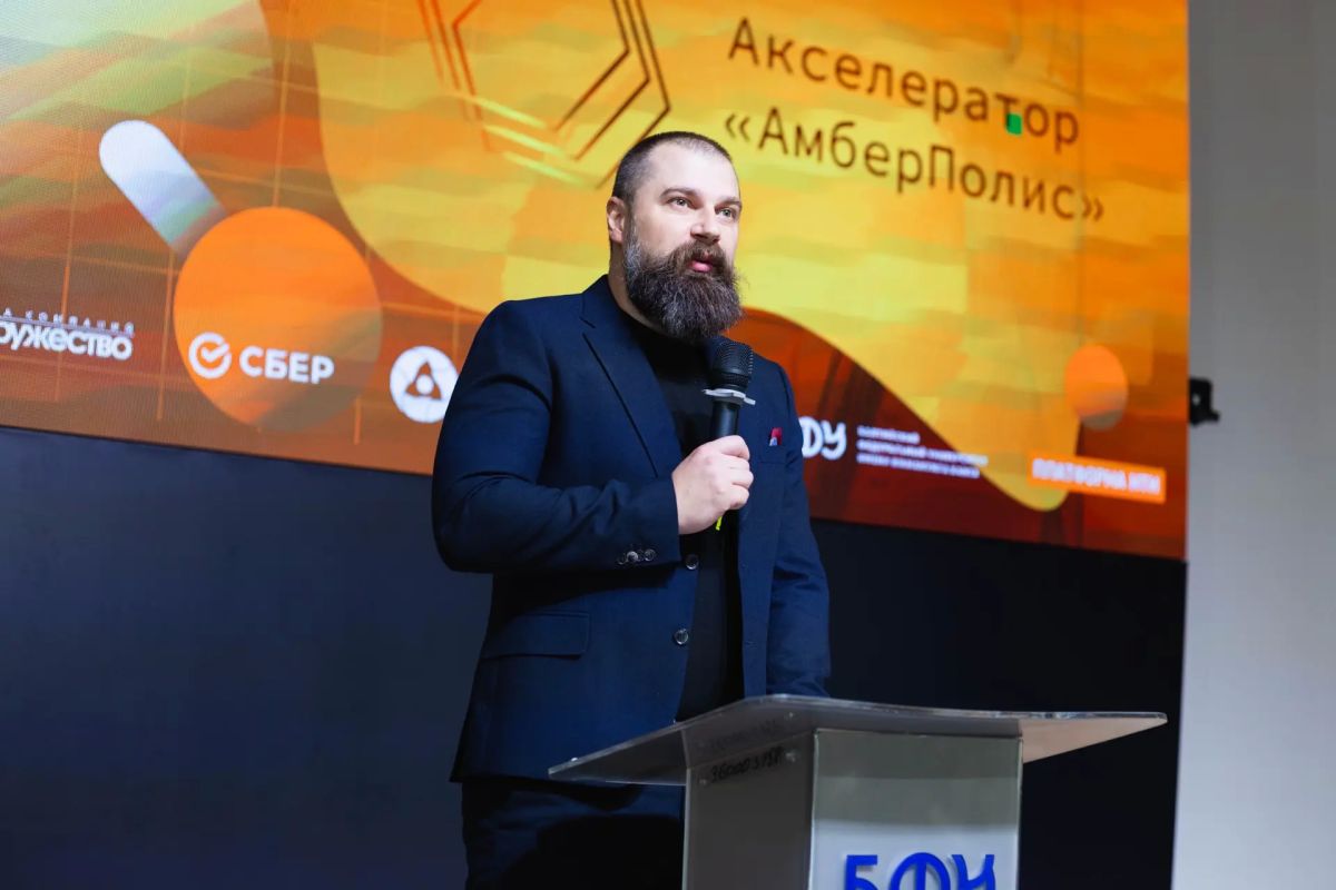 От оздоровления Верхнего озера до «цифры» в ТКО: руководитель «ЕКАТ» Ольга Шешукова рассказала участникам программы акселератора «Амберполис» экологические векторы развития региона От оздоровления Верхнего озера до «цифры» в ТКО: руководитель «ЕКАТ» Ольга Шешукова рассказала участникам программы акселератора «Амберполис» экологические векторы развития региона