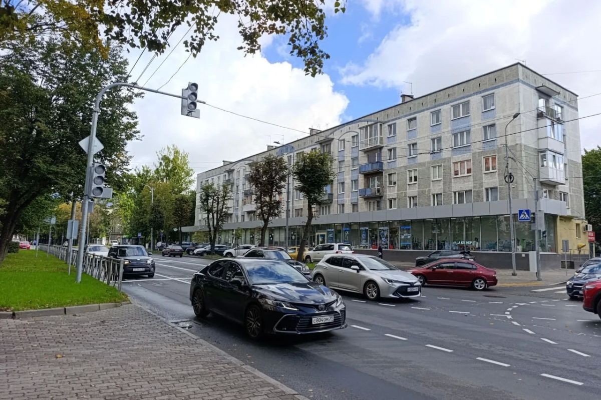 В Калининграде завершили реконструкцию перекрёстка Невского — Дадаева В Калининграде завершили реконструкцию перекрёстка Невского — Дадаева