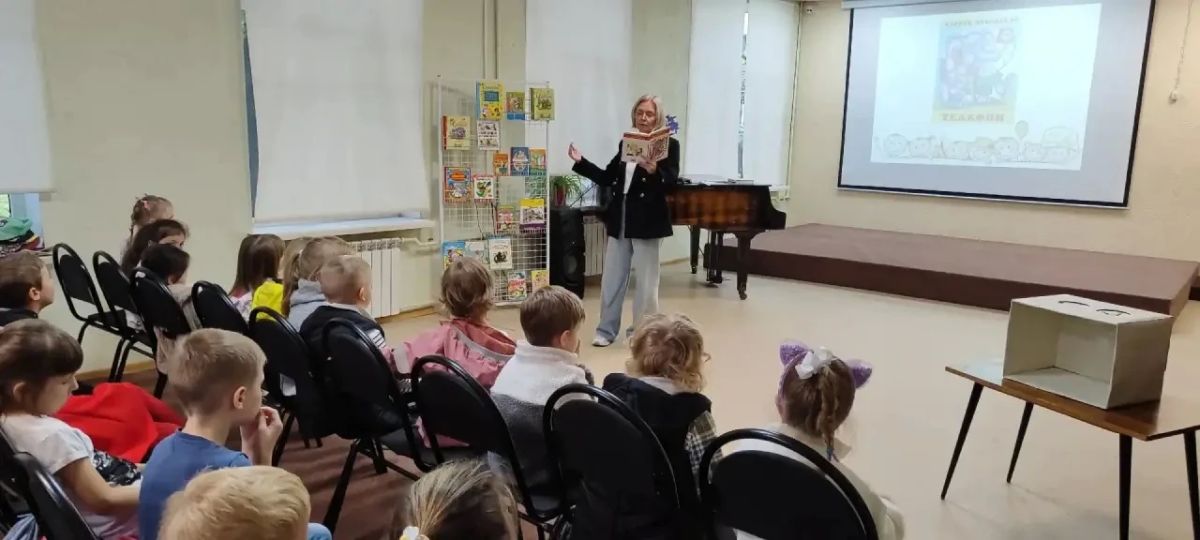 Елена Дятлова: Детская библиотека им. Ю. Н. Иванова стала победителем отбора субъектов РФ на получение субсидии в рамках национального проекта «Семья» Елена Дятлова: Детская библиотека им. Ю. Н. Иванова стала победителем отбора субъектов РФ на получение субсидии в рамках национального проекта «Семья»